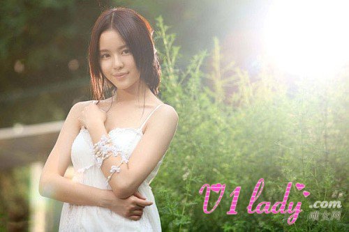 深圳大学校花温心个人资料及相片写真集图片展示
